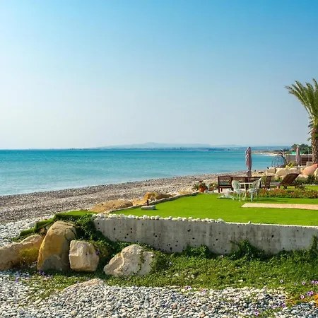 Villa Faros Βίλα Περβόλια